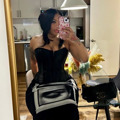 TooGlamCam's profile picture. at the end of da day, keep thug’n . CEO OF phuckitupmakeup On IG. 🇯🇲