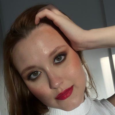 livisbs's profile picture. Leio uns livros esquisitos , sou palmeirense e gosto de bebidinhas