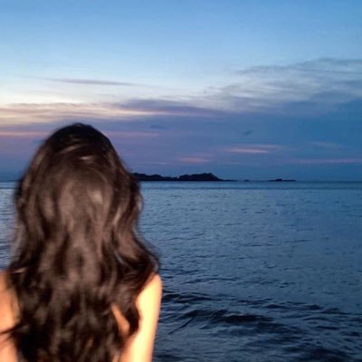 1theeonee's profile picture. 