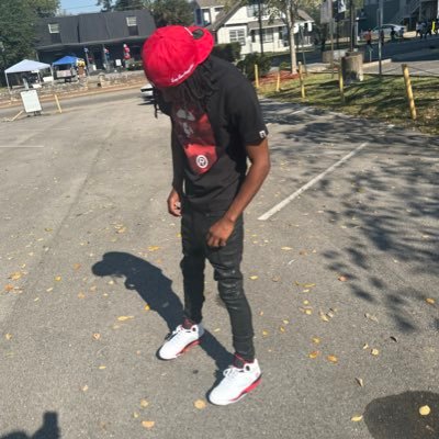 ForevaMxneyMal's profile picture. 