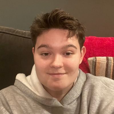 NatashaZalinski's profile picture. 24 | she/her | ⚢