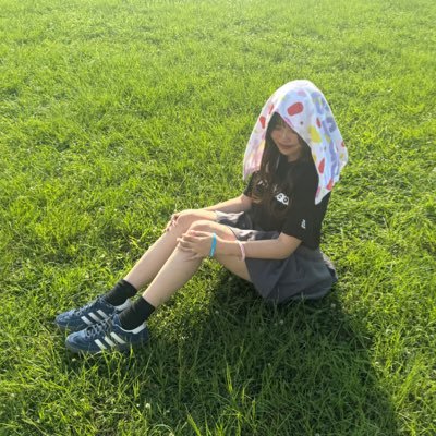 ly_ne08's profile picture. 