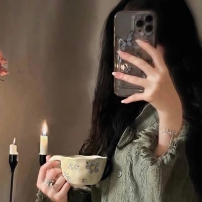 ii1111ll's profile picture. يارب اينما كان الرضاء اجعله دائماً في قلبي 🤍.