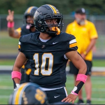 ElvisG2028's profile picture. Burnsville high School |CO/2028 height 5’10 Bench 255squat 385 clean 225 gpa 3.4|Football |MLB&RB|/