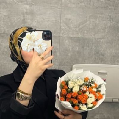 fadel_maram's profile picture. I J’eteudi (français /english)🇫🇷🇺🇸