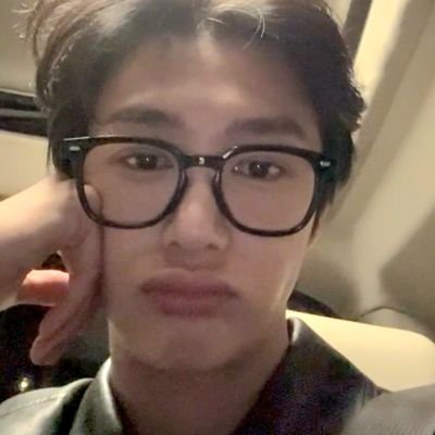 dayforhw's profile picture. 형원,민혁,창균,채뭉