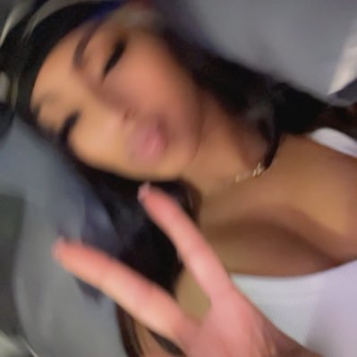 Montiii_16's profile picture. 