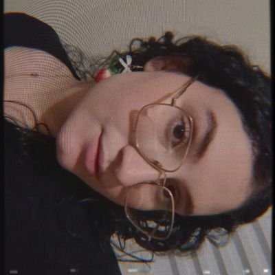 gabsnogueira_'s profile picture. nolite te bastardes carborundorum