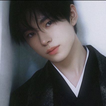 idonthaveadicks's profile picture. A sweet human in another universe.