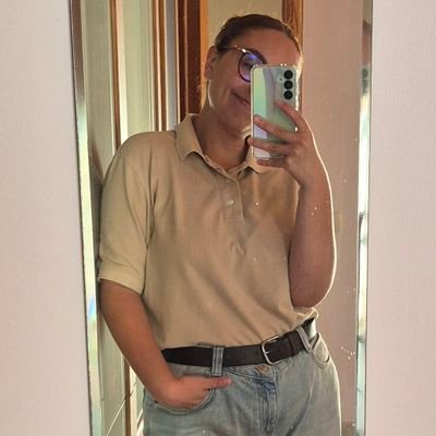 turron0azucar's profile picture. y pues empezamos de nuevo encantada soy millones de cosas