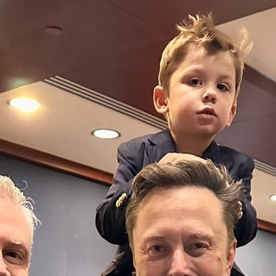 elonmuskchat1i's profile picture. CEO-SpaceX 🚀 Tesla 🚘 Twitter Founder-The Boring Company •Co-founder🧠Tesla