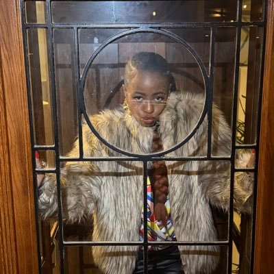 brownandbella's profile picture. Spiritual Consultant 📿 Resident Know-It-All 🧠 Local Woo Woo Lady ⚔️ Astrologist 🌙 Equal parts Lil Kim + Martha Stewart #FarmerBella @browngrlsgarden 👩🏾🌾