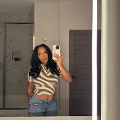 ambernkem's profile picture. this page is ran by my thoughts