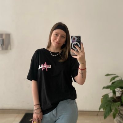 soolopez19's profile picture. 