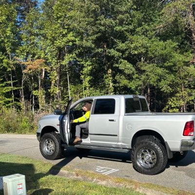 lifeswiper's profile picture. 