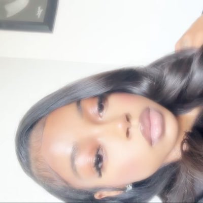 youluverin's profile picture. @hairbyerinnnn 💇🏽‍♀️