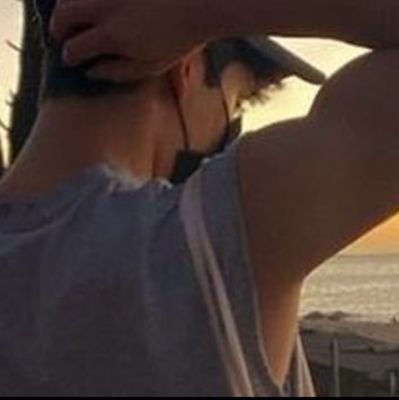 JuanCam06001825's profile picture. odontologo uni javeriana - de derecha - no más izquierda en el mundo - colombia libre siempre - los petrasnos no tienen cerebro