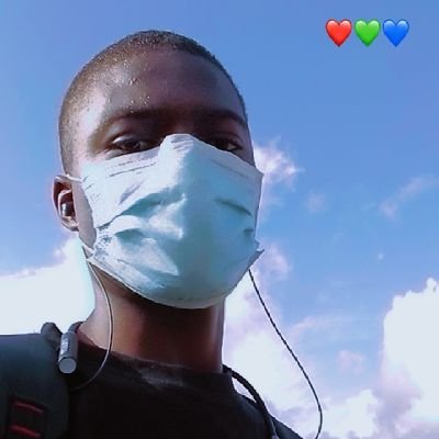 popularsegzy99's profile picture. shoemaker