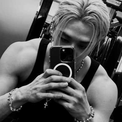 ddygd33's profile picture. 𝕷𝖔𝖘𝖙 𝖎𝖓 𝖙𝖍𝖊 𝖗𝖍𝖞𝖙𝖍𝖒 𝖔𝖋 𝖒𝖊𝖑𝖔𝖉𝖎𝖊𝖘  ──.    𝕽𝖕 +18.         
ꜱᴇɴꜱɪᴛɪᴠᴇ ᴄᴏɴᴛᴇɴᴛ