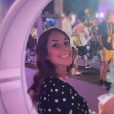 ItsMagatron's profile picture. Cozy Chaos Streamer | Pickle Enthusiast | Houseplant Killer | Grass Toucher by Day | Zombie Slayer by Night |