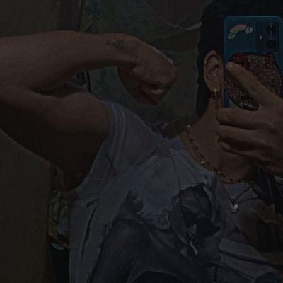 jennrmela's profile picture. ⠀⠀thinking. . .  ‹ 3