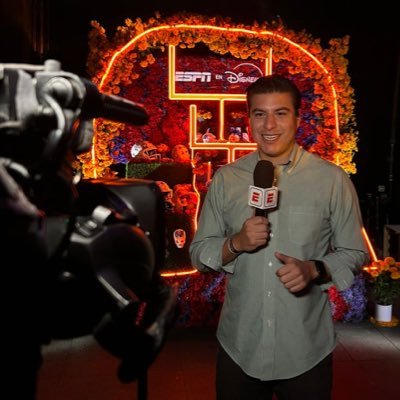 FeerVillaM's profile picture. Periodista. Amante de los deportes. Opiniones personales. Reportero en @ESPNmx Contacto: ferv_m@hotmail.com