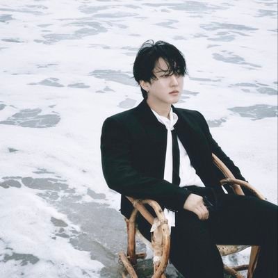 lovseobinnie's profile picture. conta pra ler au, reclamar da vida e criar coleção de au inacabada (inclusive tem algumas no link aqui em baixo ↓↓