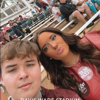 carsnqt's profile picture. GodFirst ✝ /Galatians 2:20 / #hailstate