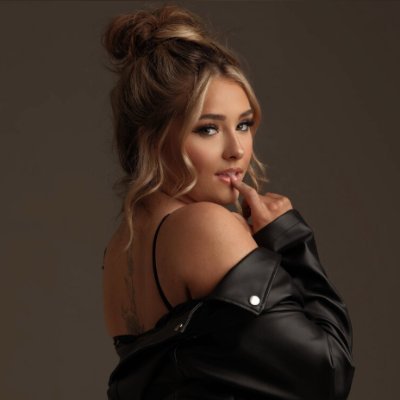 irelandloverrr's profile picture. 🍒🍒