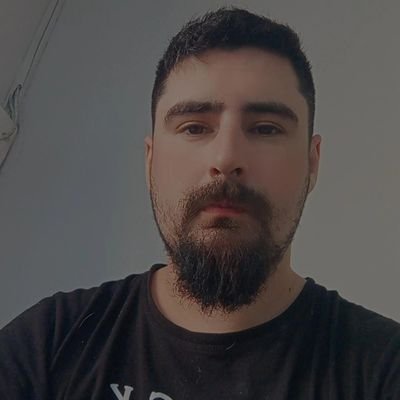 ratr00's profile picture. cientista metaleiro 🧬☠️