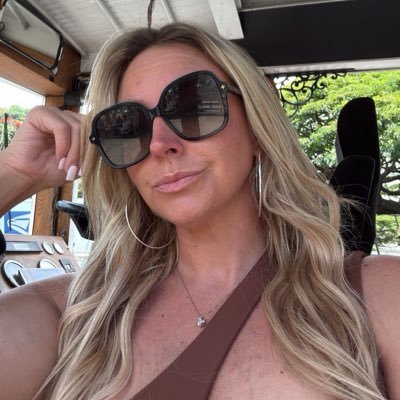 Keliahsue's profile picture. 🌴MUST DM TO BE ADDED!!!!!!!