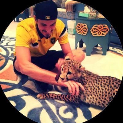 Luona__'s profile picture. الدفء لا يـقتصر على ضـوء الـشمس