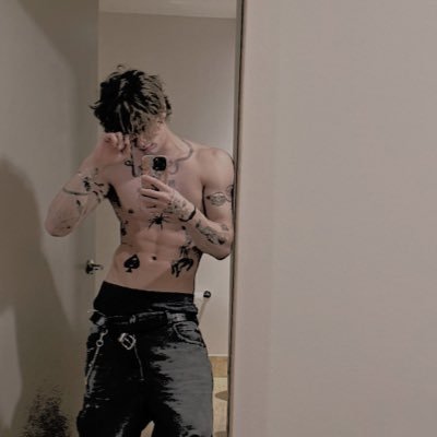 SHUTTEREDSNAP's profile picture. ⠀⠀ ⠀ ⠀ ⠀⠀ ⠀⠀⠀ ⠀ ⠀⠀ ⠀⠀⠀ ⠀ ⠀⠀ ⠀⠀⠀ ⠀