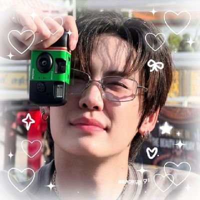 BBaorunBa's profile picture. ( 🎀 ) อออ้อ -- i love Boun Prem the most in the world. -- 🐾🐕‍🦺 @bb0un @Prem_space 🐱🐷 Fan Account ★
🪻∞ พิ้จ๋าพิ่เปรม ⁰¹⁰⁴²³ 🪼 || ∞ @paody_GMMTV ❤️🩵