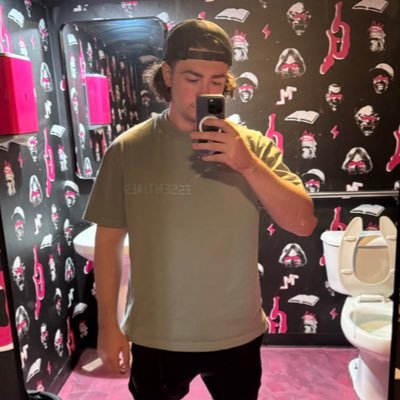 jasonnorriss's profile picture. 29. bad humor. nj devils defender.