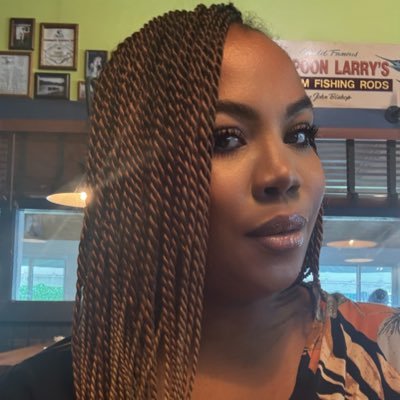 vadiamondmami's profile picture. Event Planner, Realtor, Commanders Fan ♥️💛Lakers Fan 💜💛God Guides Me. Cooking is my hobby! #GH Fan. Come 2 my Fun Events @luxeventsva