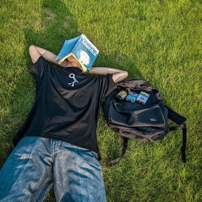 Your_Paroosi's profile picture. 🍁بس ياران، ځوانې، مستي؛ موسيقې، او جام! 🍷