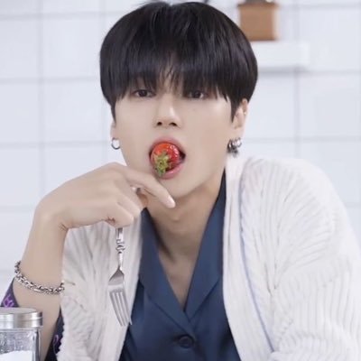 wyarmpit's profile picture. rip kiwimaatta 🌃 WEAK HERO 🖊️⭐️// ATZ // CORTIS // MULTIFANDOM // 🐈‍⬛ Wooyoung bellybutton enthusiast🙂‍↕️ // Quackitys pinkie nail