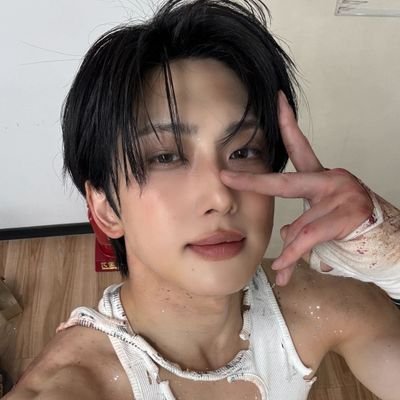 kimyarasev's profile picture. carat luné //
fuma & mingyu biased
