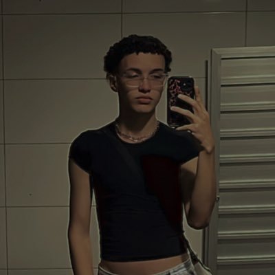 2ningui's profile picture. jurídico sza