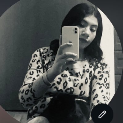 ximena_roher's profile picture. 