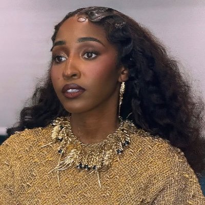 bIoombabybIoom's profile picture. 