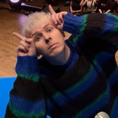 omi_isnotonfire's profile picture. i just wanna eat my pasta in peace