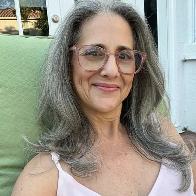 MichaelEJ1971's profile picture. There is not a black America and a white America and latino America and asian America - there's the United States of America 🇺🇸. No crypto 🚫, No DMs🚫.