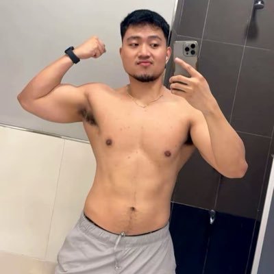 Eddard_Starkkk's profile picture. Soft Boi raw pero ewan 😉 | Taurus | Maroon | Gym Pics Dump