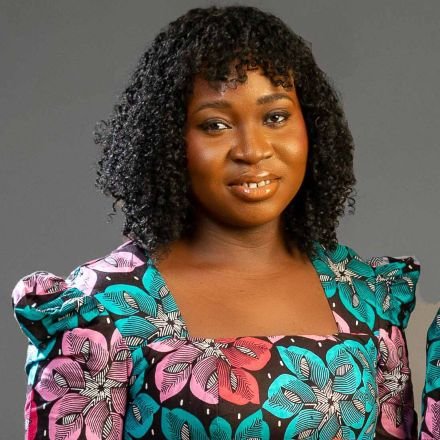 Roselineyetty's profile picture. 