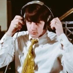 TheDrumBeatle's profile picture. Fixes @BakedBeanBeatle cold beans on toast. George.🎸😎 #Parody. Adult Writer.