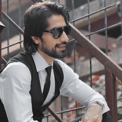 BestOfHarshad_'s profile picture. ❥𝘛𝘩𝘪𝘴 𝘱𝘢𝘨𝘦 𝘪𝘴 𝘢 𝘭𝘪𝘵𝘵𝘭𝘦 𝘵𝘰𝘬𝘦𝘯 𝘰𝘧 𝘓𝘰𝘷𝘦 𝘧𝘰𝘳 
@ChopdaHarshad 𓆩ᥫ᭡𓆪