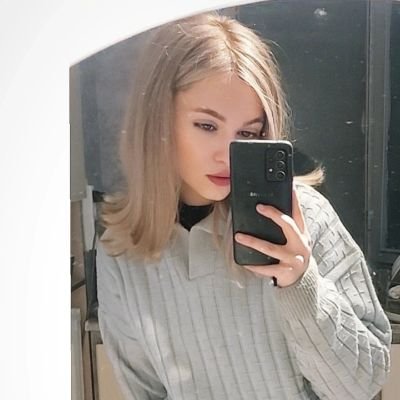 Sainaaaaro's profile picture. you all look the same to me
نمیدونم از من نپرس...