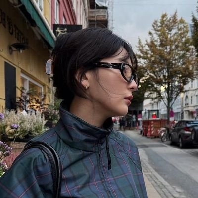 caelestiezs's profile picture. 